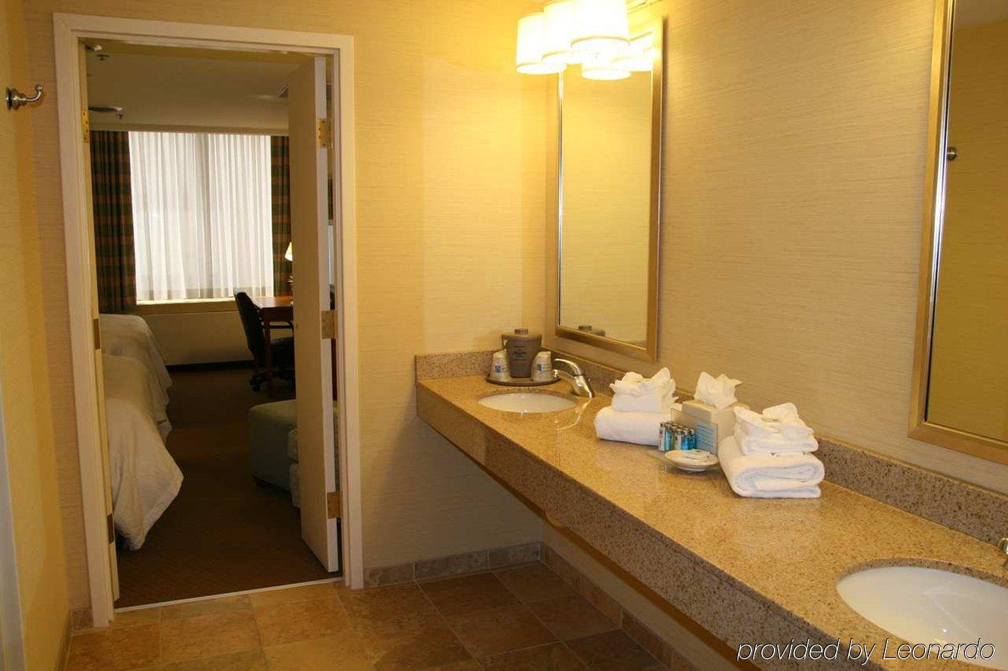 Hampton Inn & Suites Milwaukee Downtown Habitación foto